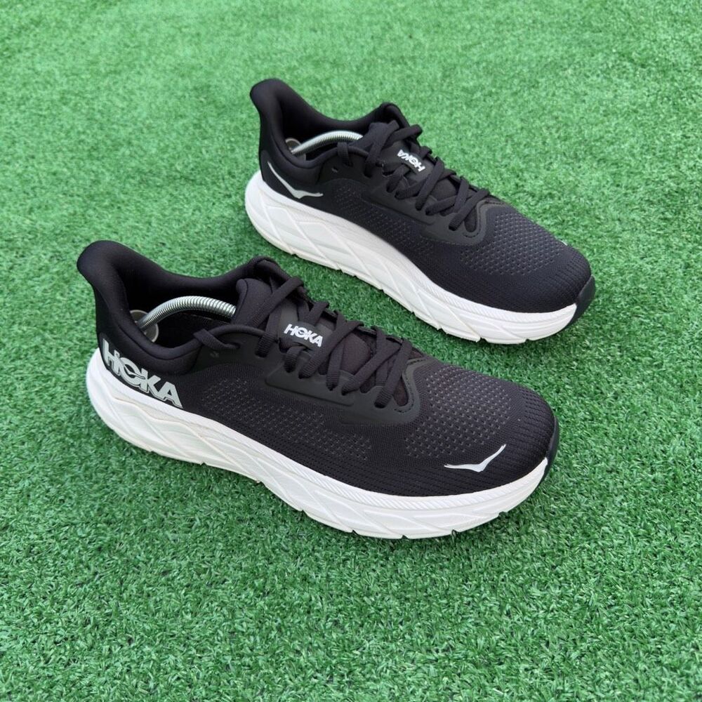 HOKA ONE ONE ARAHI 7 WIDE - Women’s Running Shoes - SIZE 9.5B